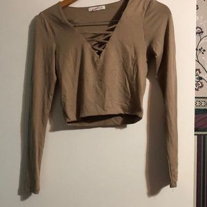 Long sleeve crop top